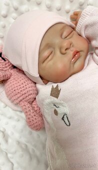 Realistická bábika Sofinka - 7