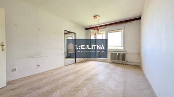 JEDINEČNÝ 3-IZBOVÝ BYT S TROMI LOGGIAMI A BALKÓNOM, 81 M2, D - 7