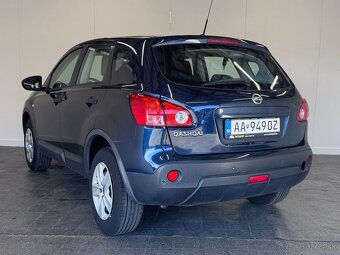 Nissan Qashqai 1.6i Visia 4x2 - 7