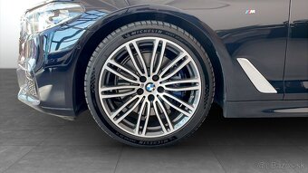 BMW 530d Touring 3,0d 195kw xdrive s pohonom 4x4 a s výkono - 7