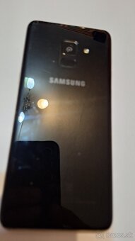 Samsung galaxy A8 2018 4/32GB android 9 zlatý rám - 7
