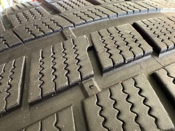 285/45R21 113V Hankook W320A ICEPT EVO2 SUV XL - 7