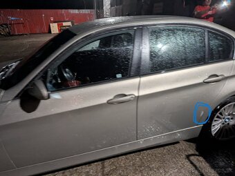 Predám BMW e90 320d 130kw - 7