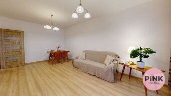 PINK Reality na prenájom priestranný 2-izbový byt na Okružne - 7