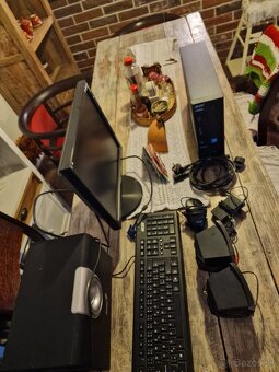 Predám stolný počítač - 7