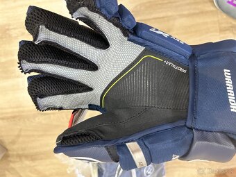 NOVÉ HOKEJOVÉ RUKAVICE - WARRIOR ALPHA LX PRO - č.14 - 36 CM - 7