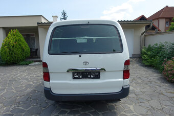 Toyota Hiace 2.5 I D-4D 117 SWB Standard 4WD - 7