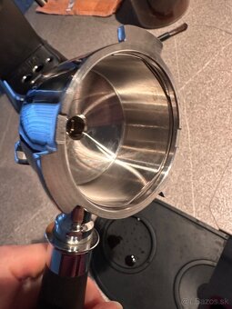 Paka s dvojvypustou Delonghi - 7