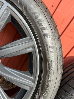 Original kolesa BMW 5 G30 245/45R18 elektróny 8Jx18 ET30 - 7