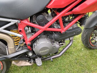 Predám DUCATI 796 HYPERMOTARD v tp 35kW - 7