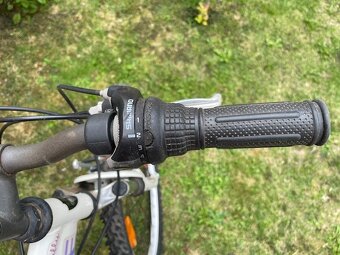 dievčenský bicykel - 7