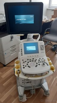 Ultrazvukový prístroj HITACHI ALOKA ARIETTA v70 - 7