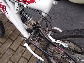 Engine FS 24 - celoodpružený 24" - 7