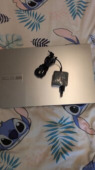 Asus vivobook go 15 - 7