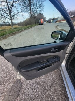 Ford Focus 1.6 Tdci - 7