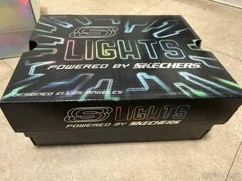 Skechers tenisky velkost 23 - 7