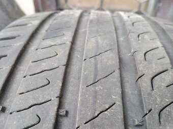 235/40R18 letné - 7