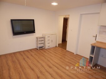SPEKTRUM REALITY- Na PREDAJ komplet rekonštruovaný 2-izbový - 7