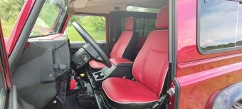 Land Rover Defender - 7