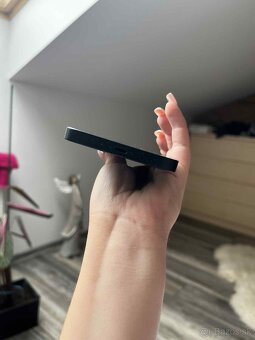 iPhone 13 - 7