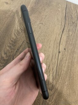 Iphone 11 BLACK - 7