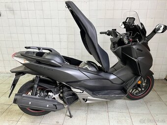 Skuter Honda Forza 125 - 7