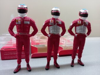 F1 FERRARI FIGURKY MICHAEL SCHUMACHER MINICHAMPS 1:18 - 7