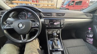 škoda superb 3 2.0tdi DGS6 110kw style - 7