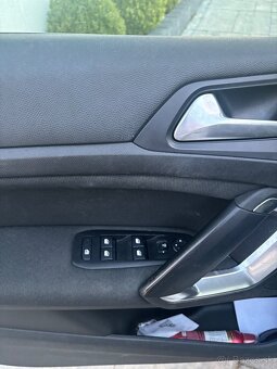 Peugeot 308 - 7