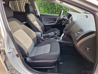 Kia Ceed combi 1,4 benzín 74kW 2016 LED denné - 7