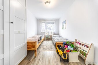 ĽUDOVÍTA FULLU - 3 IZBOVÝ BYT PO REKONŠTRUKCII S PANORAMATIC - 7