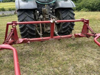 Predám zhrnovač za traktor - 7