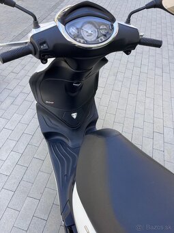 50 cm3 skuter Piaggio fly 50 4T 2016 - 7