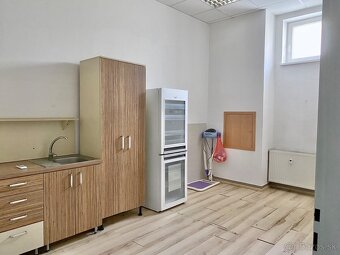 Na prenájom obchodné priestory Necpaly, 135 m2, Prievidza - 7