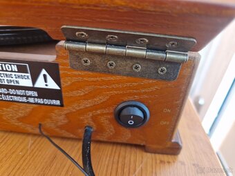 GRAMOFÓN HYUNDAI S USB/RÁDIOM V RETRO DIZAJNE - 7