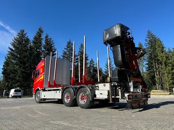 Lesovoz Lesovuz Volvo Do drewna drzewa lasu stos kłoda dłuży - 7