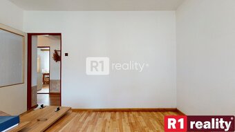 Rodinný dom s veľkým pozemkom 1779 m2 / Vaďovce pri Starej T - 7