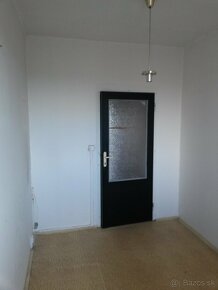 3 izbový byt s loggiou v Kalnej n./Hr. - 7