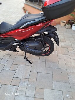 Predám skuter honda 125 forza - 7
