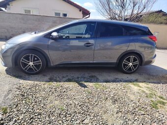 Honda Civic Tourer 9.gen - 7