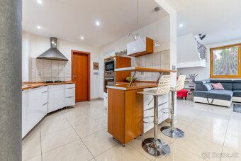 5 izbový dom vo výbornej lokalite v Trnave - 7