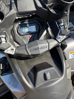 CAN AM OUTLANDER MAX 570 - 7
