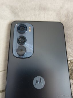 Motorola Edge 30 - 7