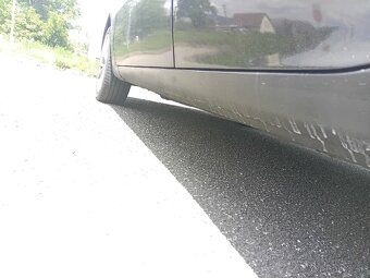 Alfa Romeo 147 1.9JTD - 7