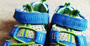 Sandálky značky Umbro - 7