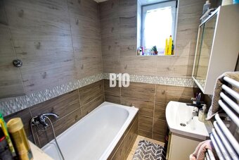 Rodinný dom s garážou, záhradou a balkónom – Turzovka - 7