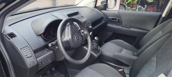 Mazda 5 - 7