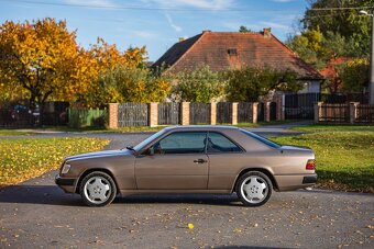 Mercedes-Benz W124 300 CE - 7