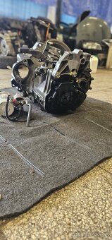 Predám 5-stupňovú manuálnu prevodovku 1.9 / 1.6 TDI 77kW - 7