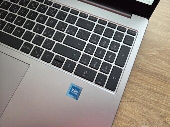 HP 250 G10 ; 15.6 FHD,Intel N100, 4GB/128GB,W11,zaruka+obal - 7